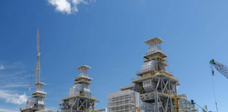 Santos forecasts slump in gas and oil production