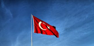 Hopes fading for 18 miners trapped in Turkish coal mine