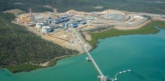Santos installs final LNG train module