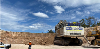 Bowen Coking Coal commences mining at Bluff