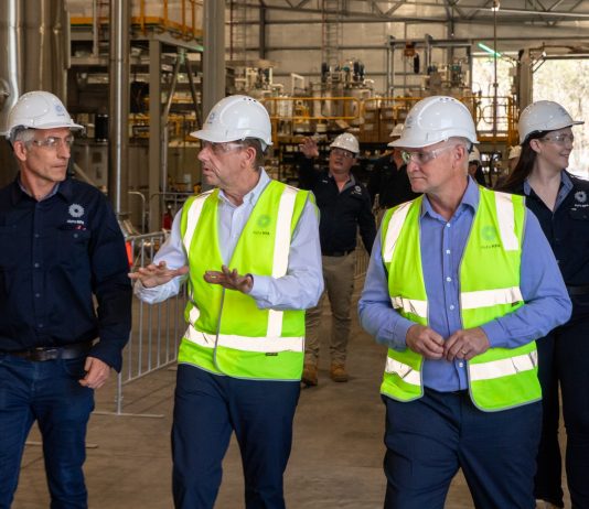 Government investment to support sapphire glass production in Queensland